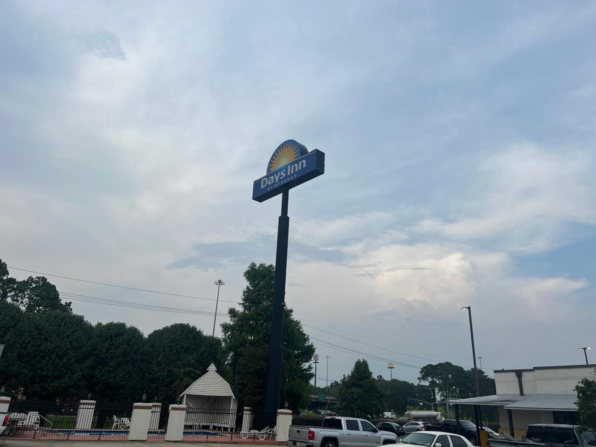 Days Inn By Wyndham Denham Springs-Baton Rouge East Exterior photo